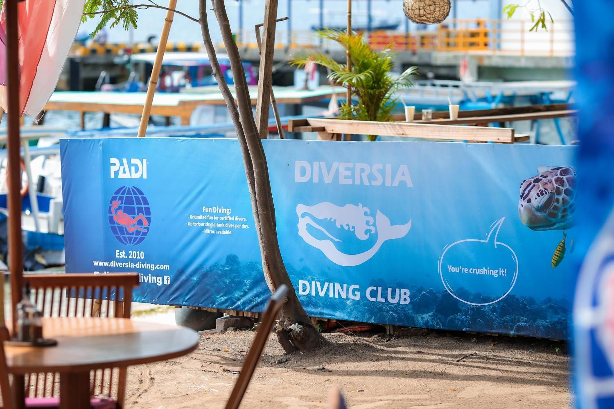 Diversia Diving Club & Bungalows Джили Трауанган Екстериор снимка