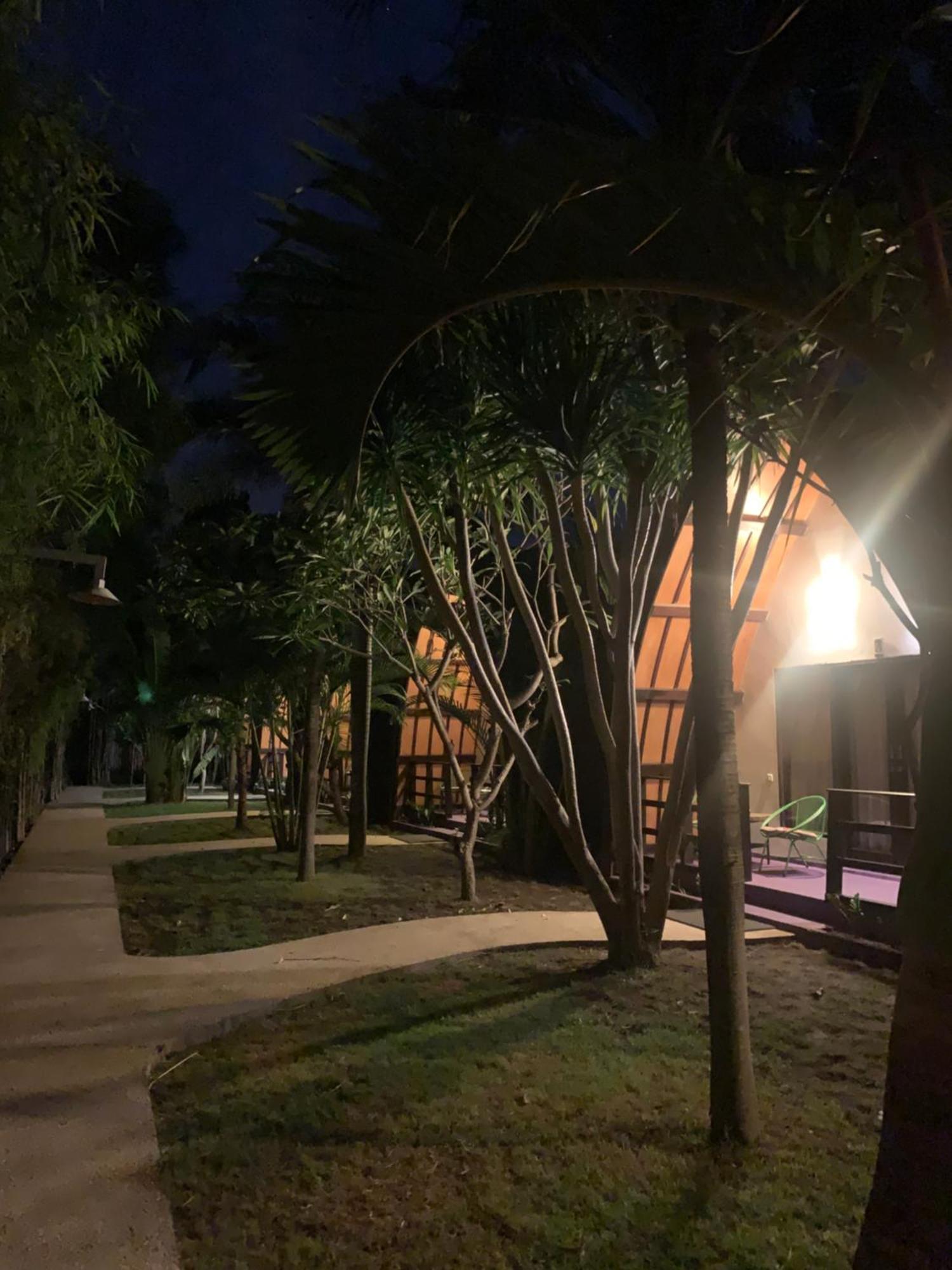 Diversia Diving Club & Bungalows Джили Трауанган Екстериор снимка